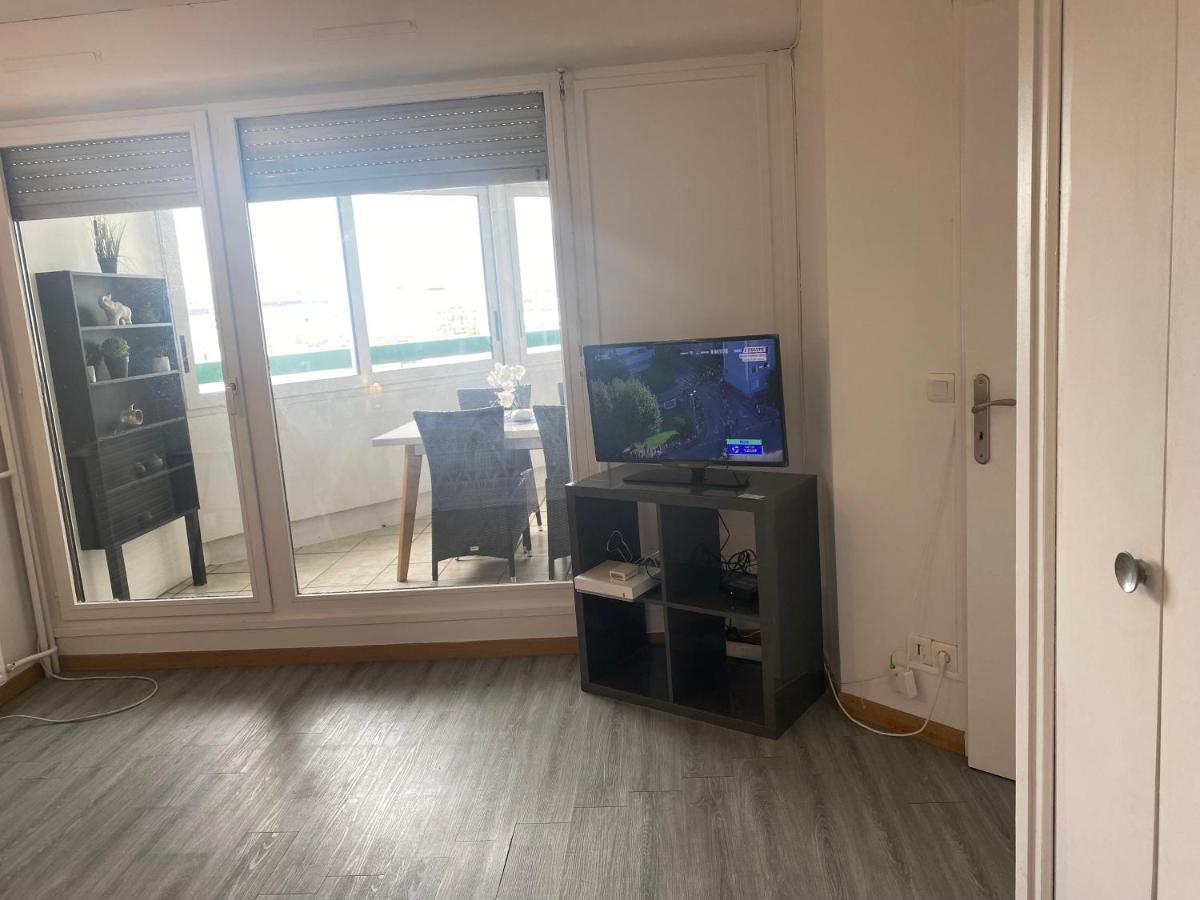 Appartement 3 Chambres Evry Plein Centre Ville المظهر الخارجي الصورة