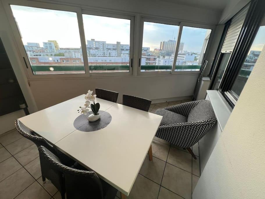 Appartement 3 Chambres Evry Plein Centre Ville المظهر الخارجي الصورة