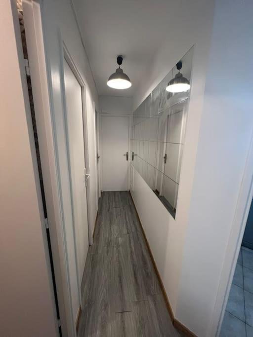 Appartement 3 Chambres Evry Plein Centre Ville المظهر الخارجي الصورة